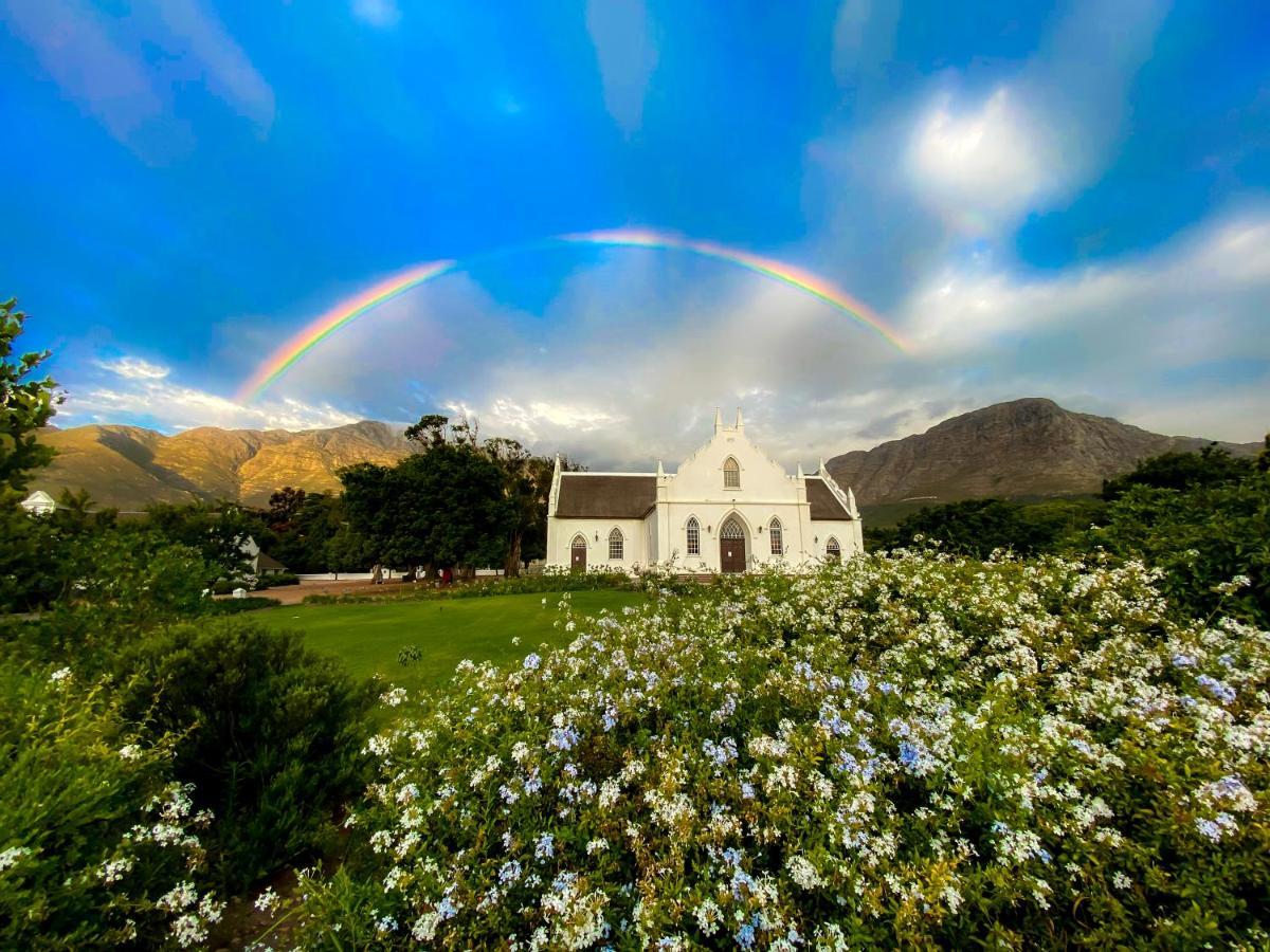 Le Petit Manoir Franschhoek Exterior photo